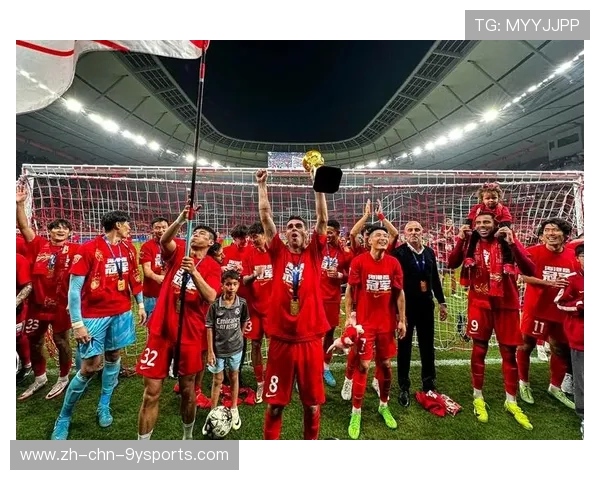 中超卫冕冠军上海海港3-0完胜浙江，揭示三大不可思议与两大不容忽视的事实